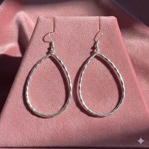 Silver Teardrop Earrings